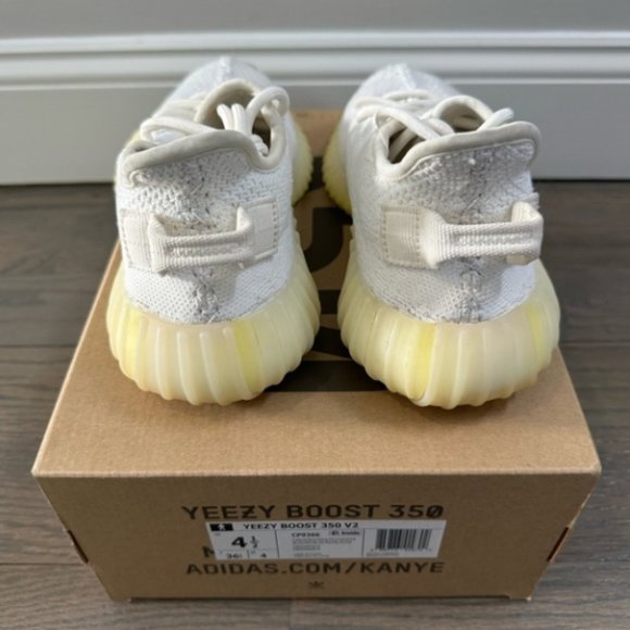adidas Yeezy Boost 350 V2 Cream/Triple White - Picture 2 of 11